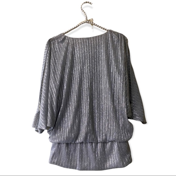 Prelude Metallic Silver Top, size Medium - Picture 2 of 12